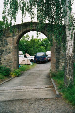 Tor zur Burg Li&szlig;berg